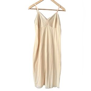Vanity Fair Vintage Cream Slip with Lace Trim